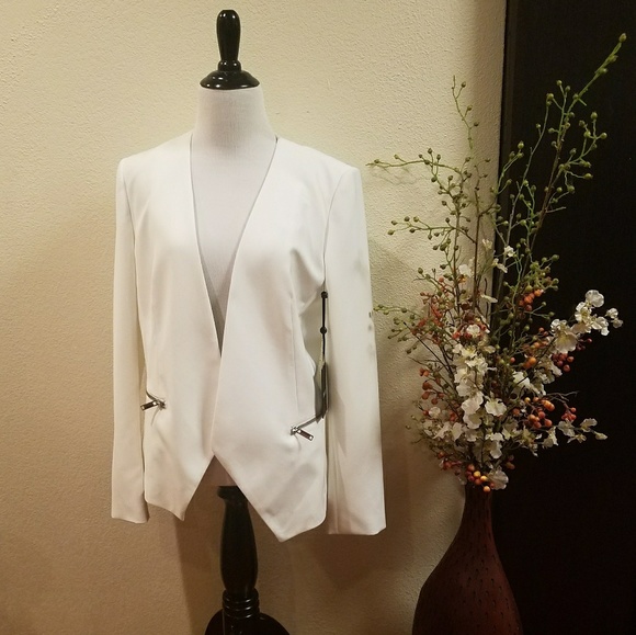 Dkny Jackets & Blazers - 🍃🌸DKNY White Lined Open Blazer w/ 2 zip pockets